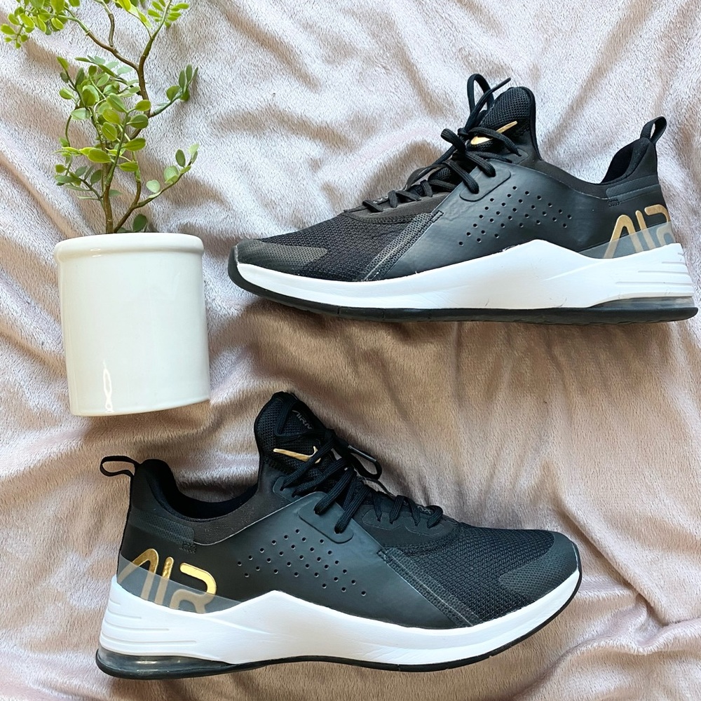 Nike Air Max Training Shoe - SZ: 11 - CL: Black, White, with Gold Lettering